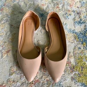 Tan flats